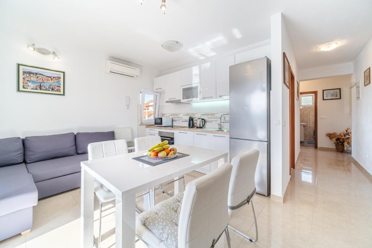 Apartment Trebotic Milna (Brac)